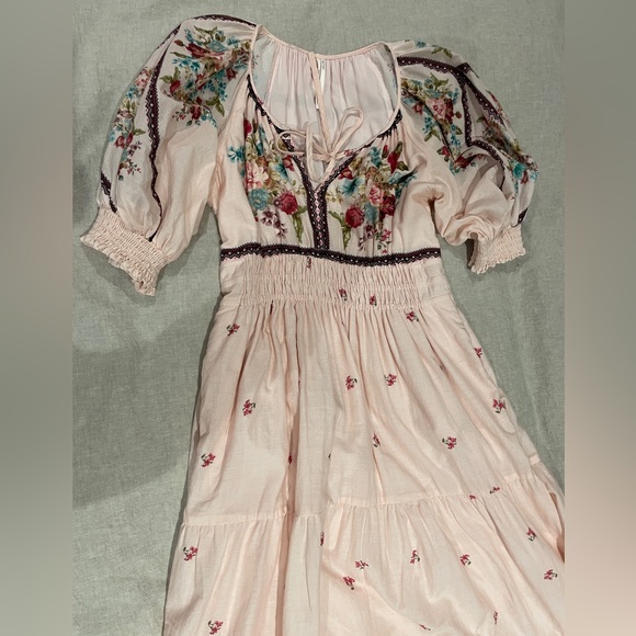 Anthropologie The Somerset Puff-Sleeve Maxi Dress . Size M - Picture 8 of 16